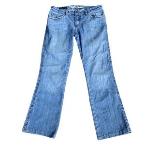 ROCK 47 WRANGLER ULTRA LOW RISE BLUE JEANS DESIGN ON POCKETS SIZE W28 L34